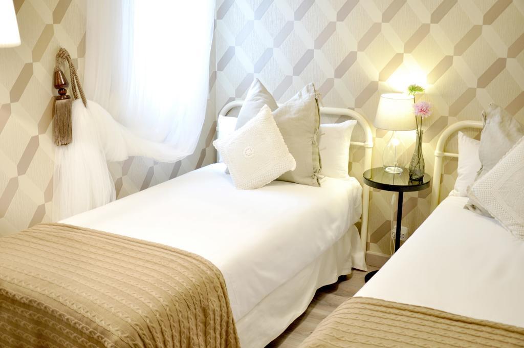Chic & Cheap Apartman Barcelona Szoba fotó